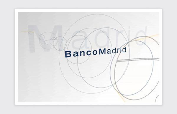 Detalle 2 del cierre del vídeo corporativo. Animación del logotipo de Banco Madrid. 